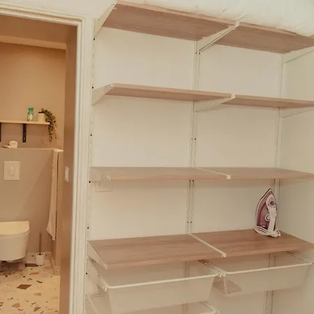 Апартаменты Au Coeur De Hyeres, Ideal Pour Les Couples ! Йер