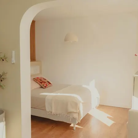 Апартаменты Au Coeur De Hyeres, Ideal Pour Les Couples ! Йер