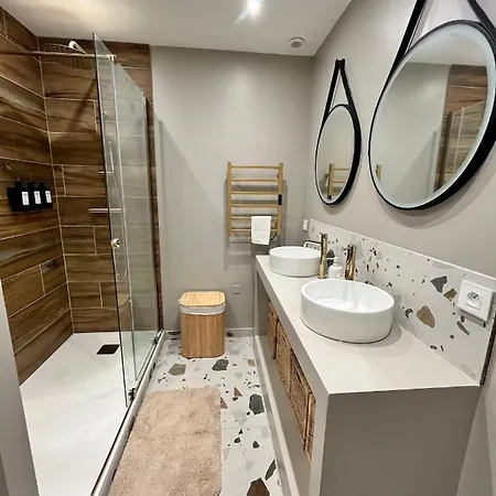 Au Coeur De Hyeres, Ideal Pour Les Couples ! Appartement *