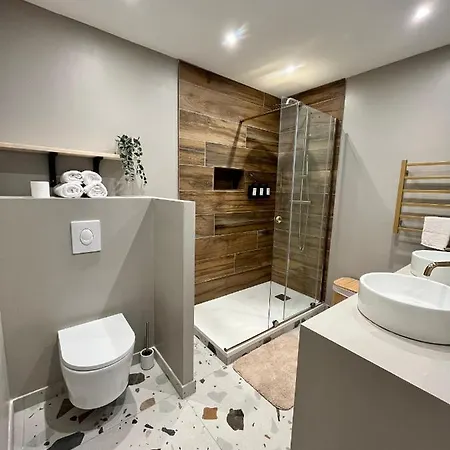 Au Coeur De Hyeres, Ideal Pour Les Couples ! Hyères