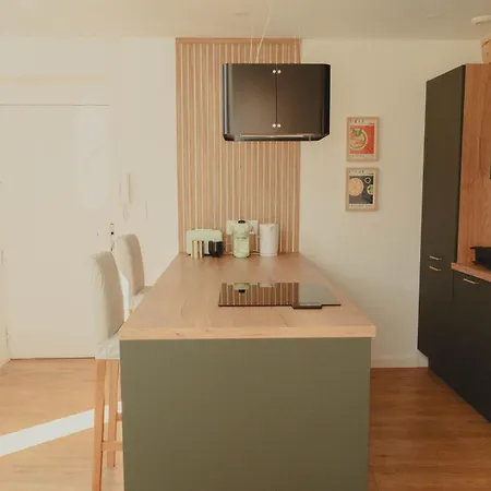 Au Coeur De Hyeres, Ideal Pour Les Couples ! Ιέρ