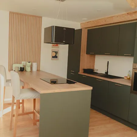 Au Cœur De Hyeres, Idéal Pour Les Couples ! Appartamento *