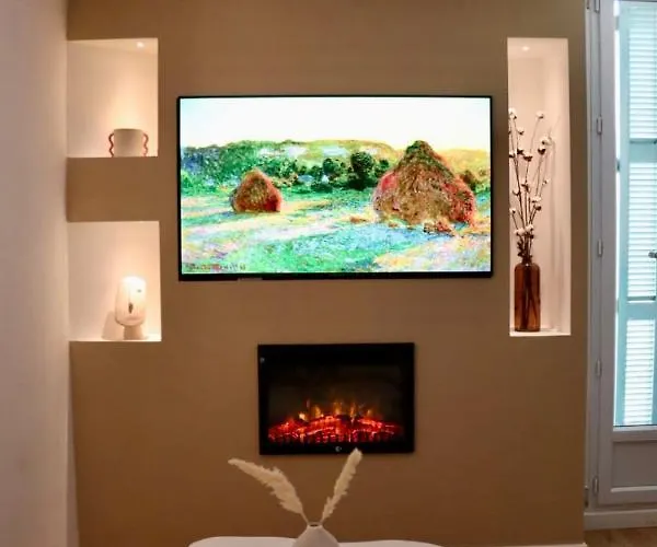 Au Coeur De Hyeres, Ideal Pour Les Couples ! * Hyeres