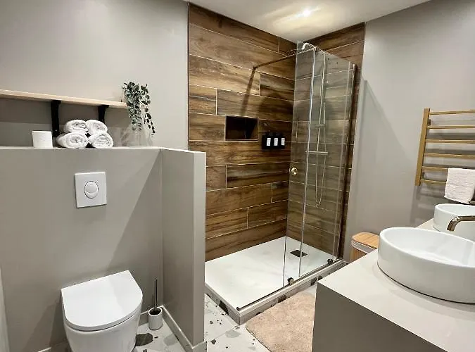 Au Coeur De Hyeres, Ideal Pour Les Couples ! Hyères