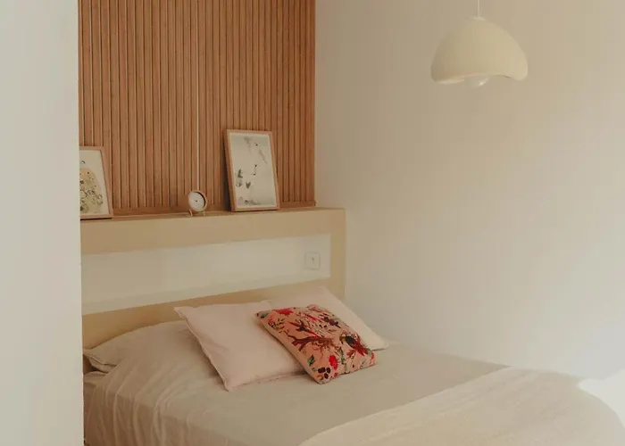 Appartement Au Coeur De Hyeres, Ideal Pour Les Couples ! *