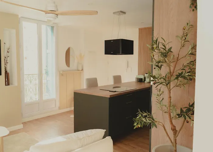 Au Coeur De Hyeres, Ideal Pour Les Couples ! Apartment *