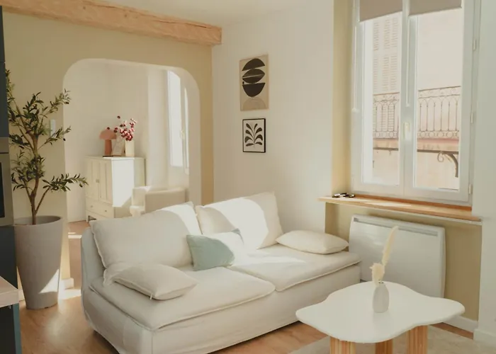 Au Coeur De Hyeres, Ideal Pour Les Couples ! * Hyeres